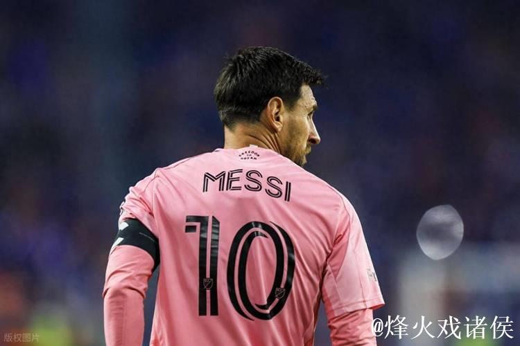 C罗梅西实战球衣拍卖天价:一件513万元一件451万元 C罗梅西实战球衣拍卖天价:一件513万元一件451万元