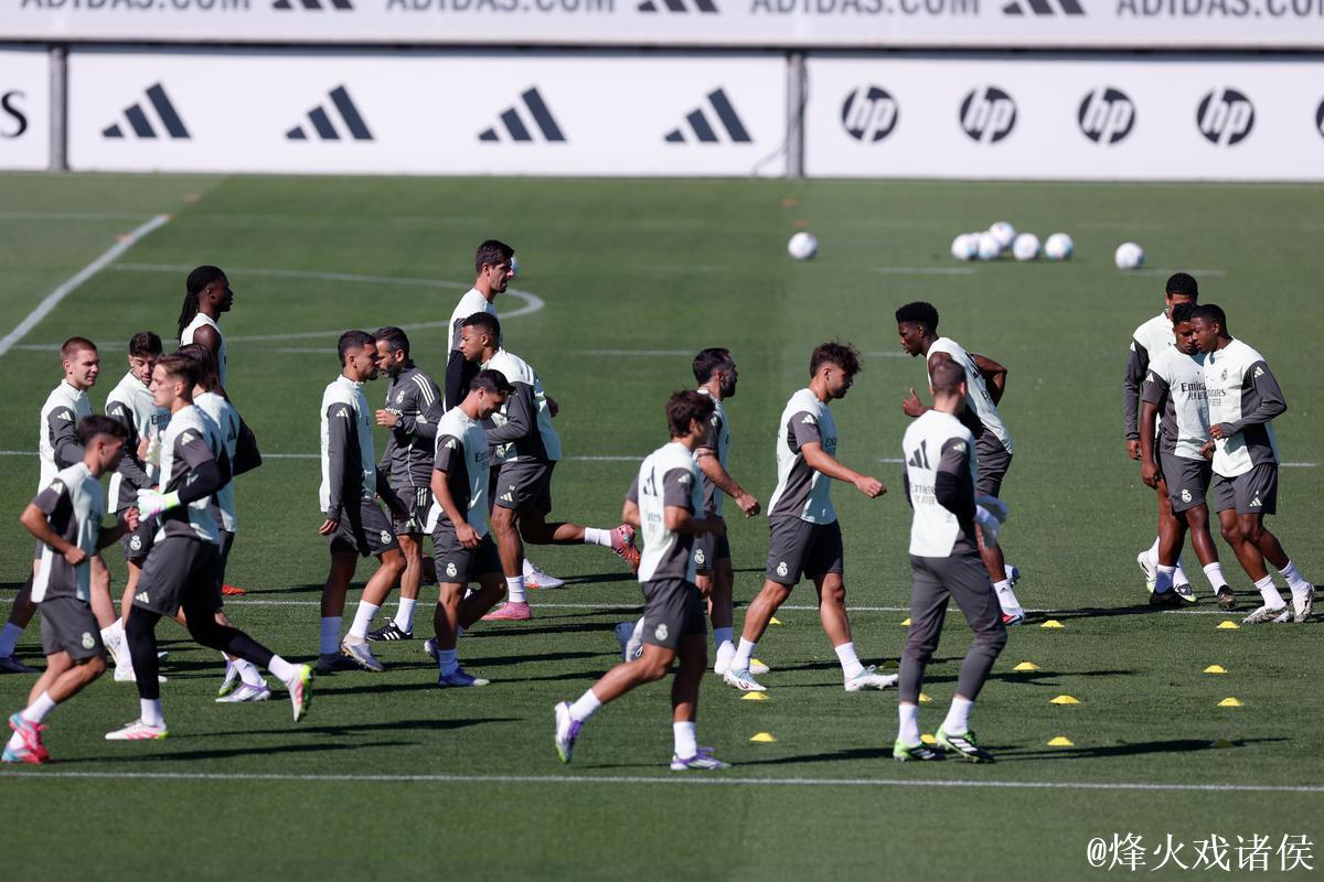 皇马遭遇伤病危机：本轮西甲或有11名球员缺席，全队备战
